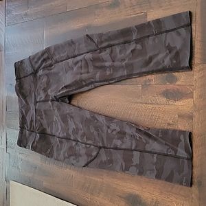 Lululemon Fast and Free 19" Crop